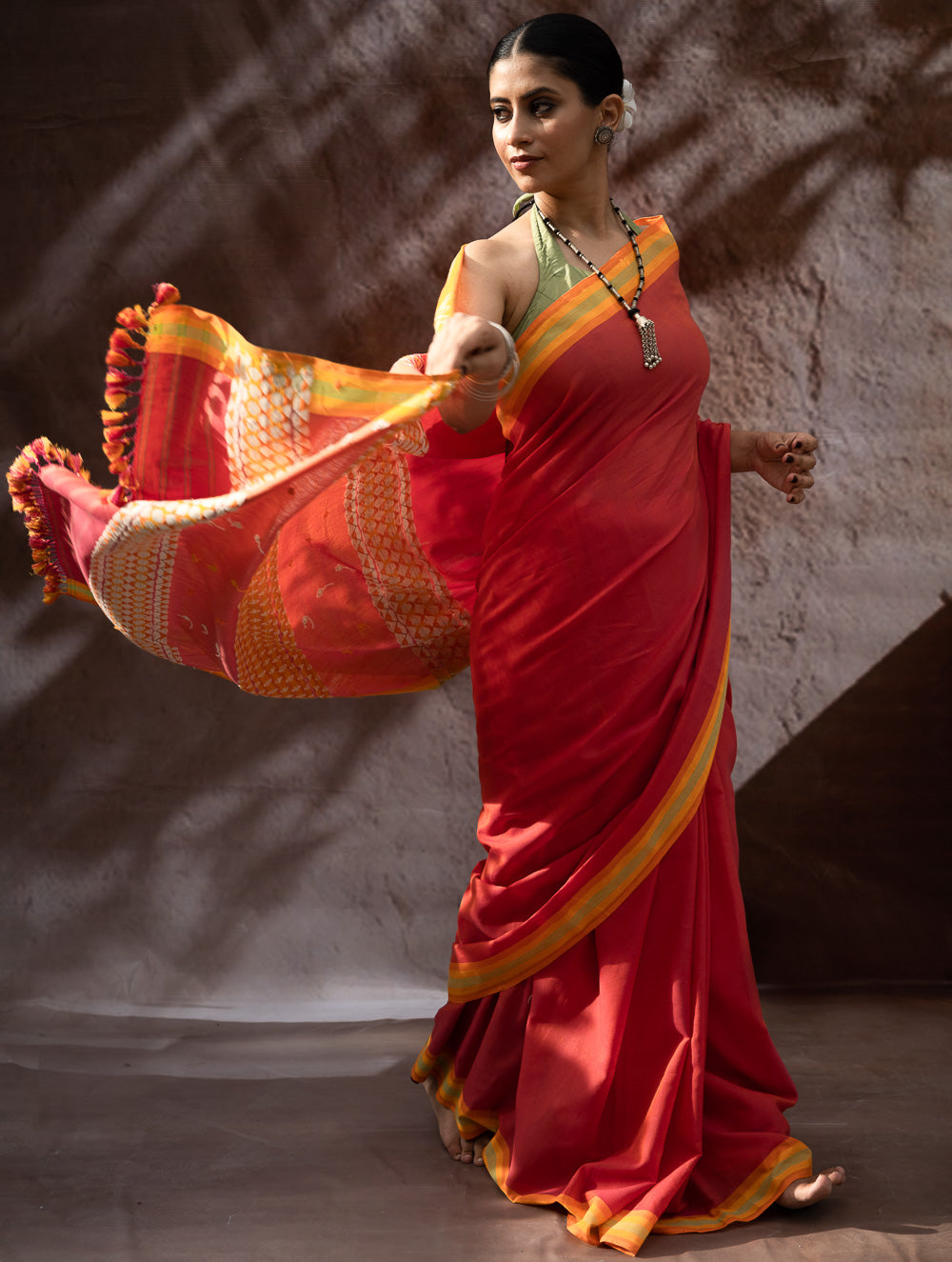Load image into Gallery viewer, Striking Elegance. Exclusive Handwoven North-East Cotton Saree - Flamingo
