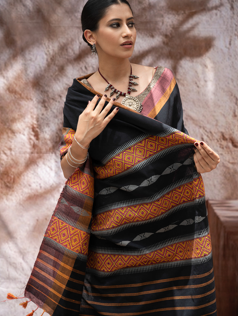 Load image into Gallery viewer, Striking Elegance. Exclusive Handwoven North-East Cotton Saree - Noir Blooms