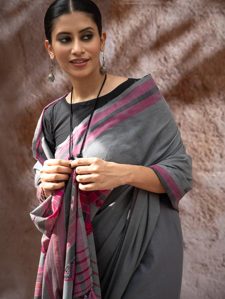 Striking Elegance. Exclusive Handwoven North-East Cotton Saree - Slate Reverie
