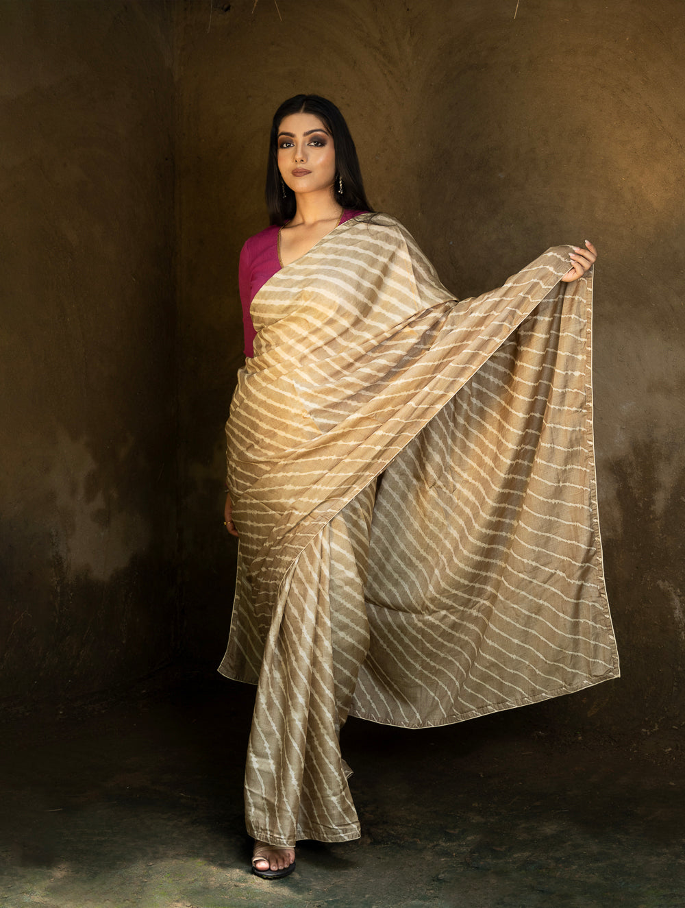 Load image into Gallery viewer, Striped Elegance. Hand Dyed Lehariya Tussore Silk Saree - Beige &amp; Pale Olive