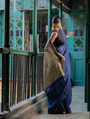 Stunning Elegance. Handwoven Bengal Linen Saree - Indigo Drape