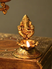 Brass Moulded Ornate Lamp - Gajanan Diya