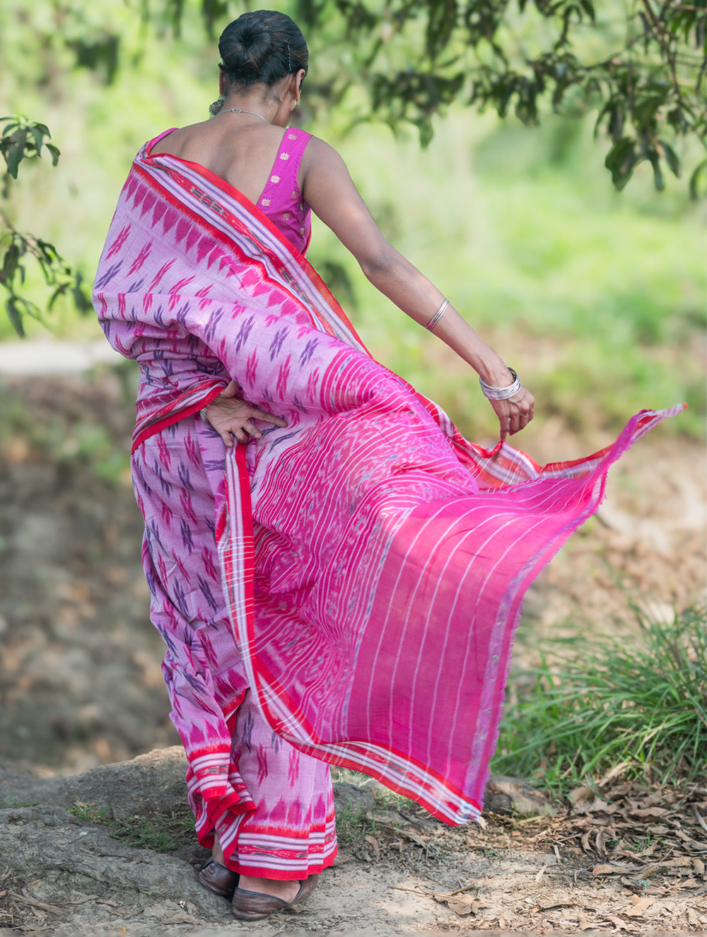 Sambalpuri Handwoven Ikat Soft Cotton Saree - Gul Bhag