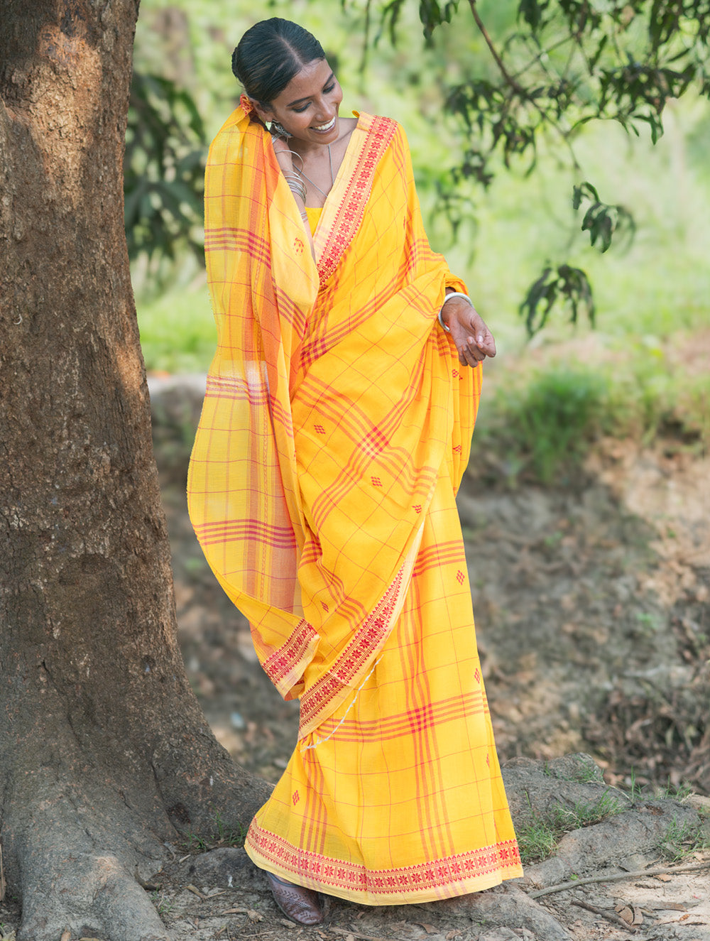 Bengal Weaves. Handwoven Cotton Saree - Surajmukhi