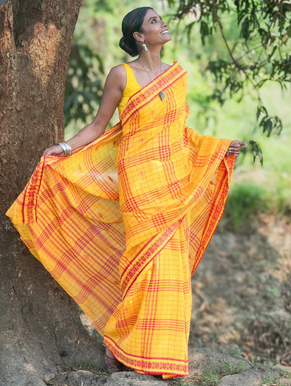Bengal Weaves. Handwoven Cotton Saree - Basant Tara