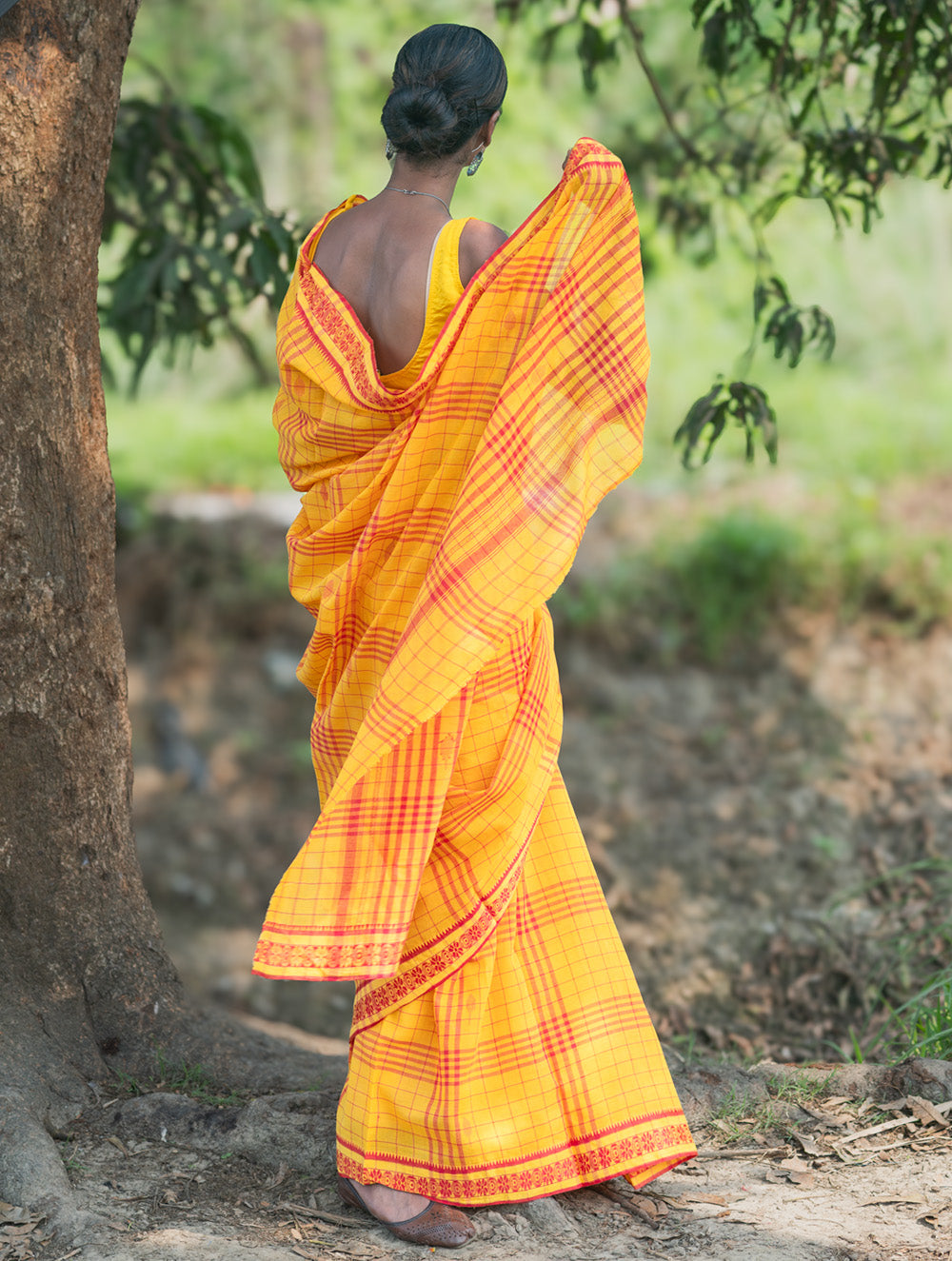 Bengal Weaves. Handwoven Cotton Saree - Basant Tara