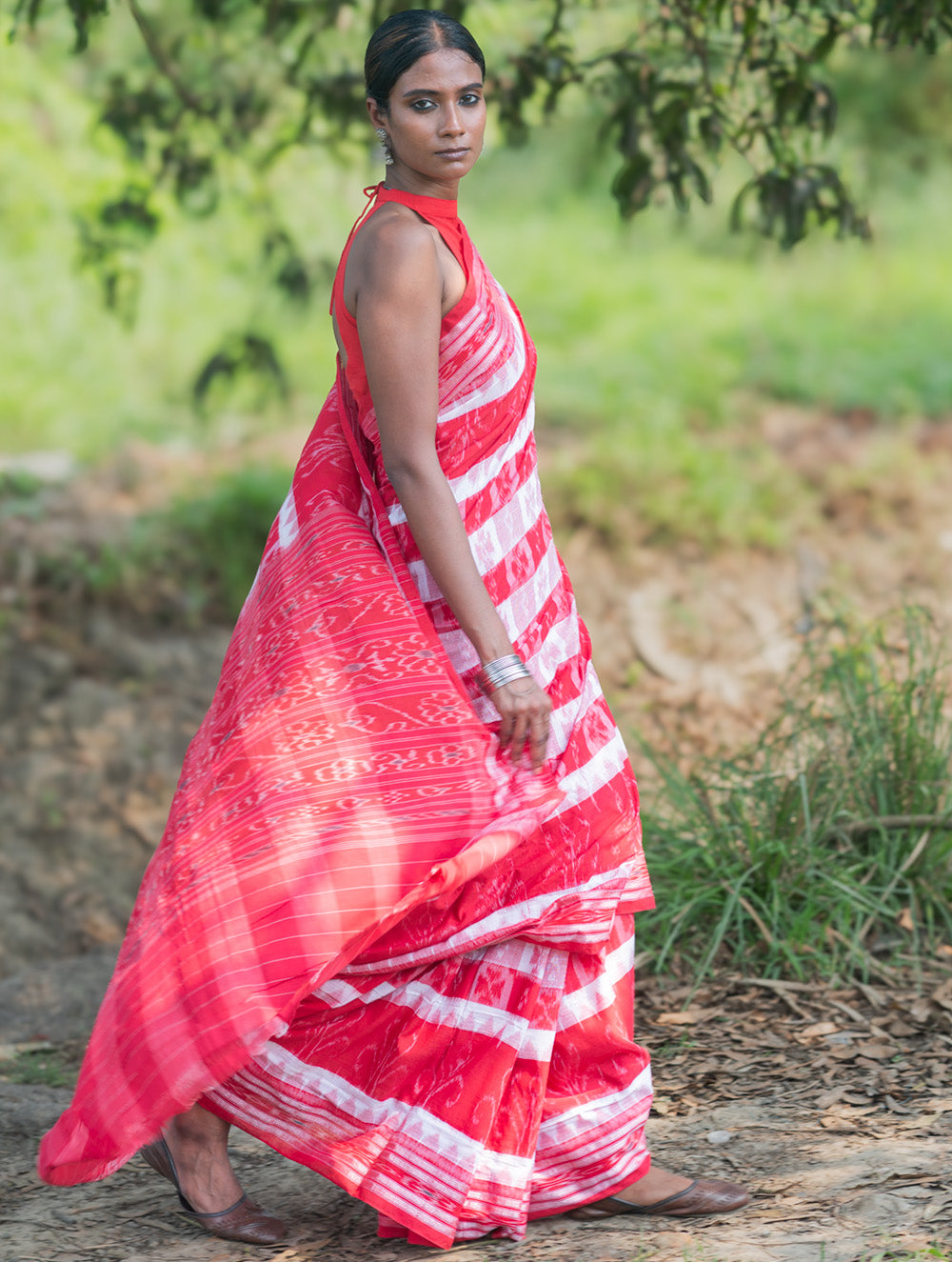 Bengal Weaves. Handwoven Cotton Saree - Shakha Pola