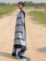 Bengal Weaves. Handwoven Cotton Saree - Chandrima