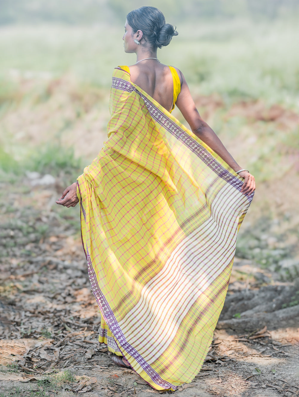 Bengal Weaves. Handwoven Cotton Saree - Haridra Rekh