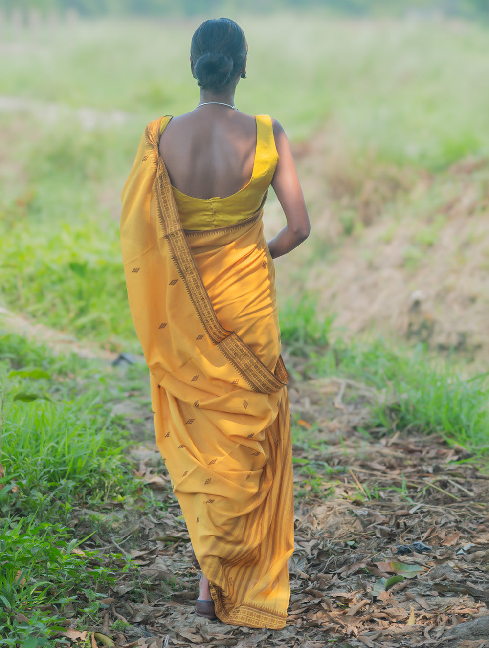 Bengal Weaves. Handwoven Cotton Saree - Sonar Tuli