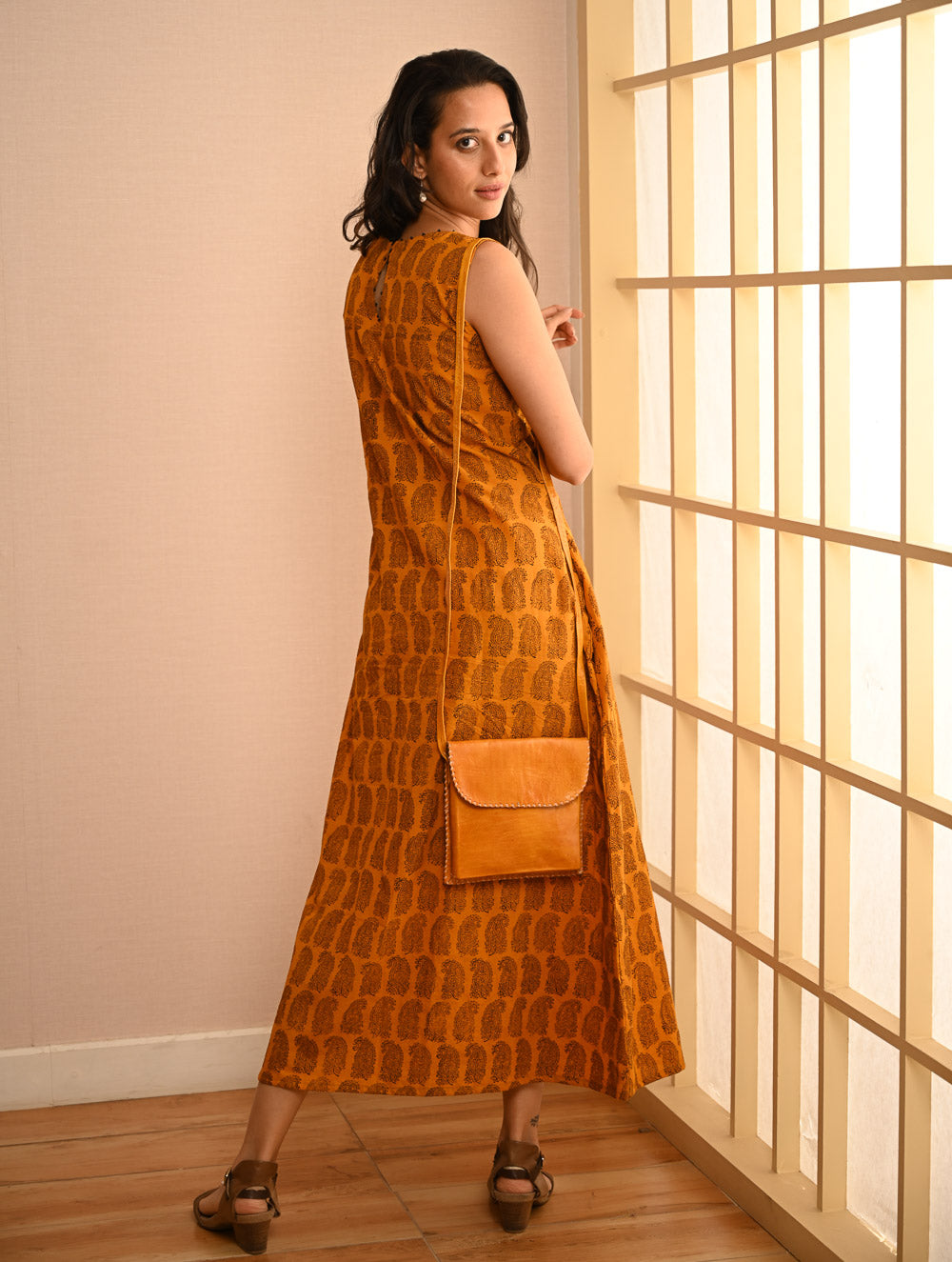 Cool Classics. Bagh Hand Block Printed Easy Dress - Yellow Paisley