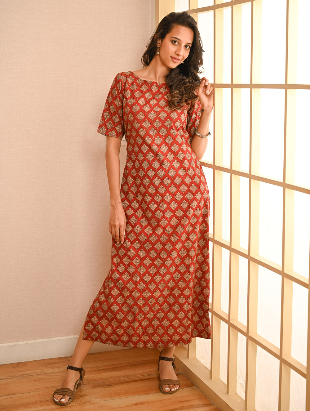 Cool Classics. Bagru Block Printed Easy Dress - Red Ornate