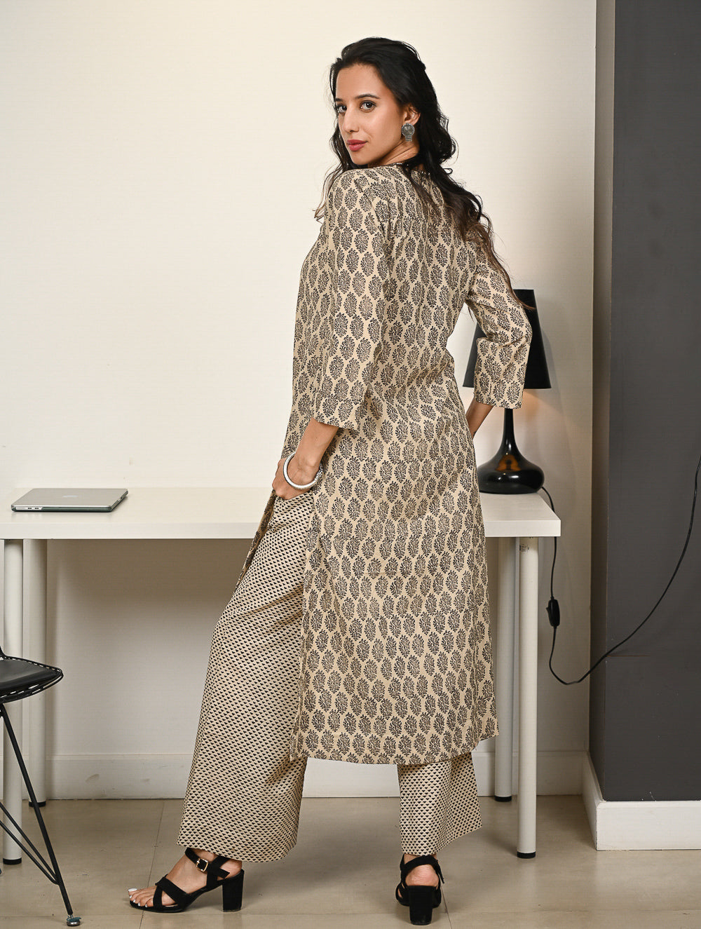 Work Chic. Hand Block Printed Bagru Loose Fit Kurta Set - Beige Florets (2 pc set)
