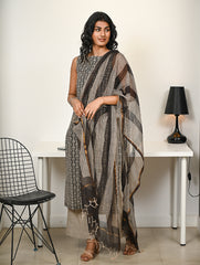 Work Chic. Hand Block Printed Bagru Kurta Set - Stripes & Florets (3 pc set)