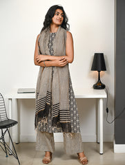 Work Chic. Hand Block Printed Bagru Kurta Set - Ornate Stripes (3 pc set)
