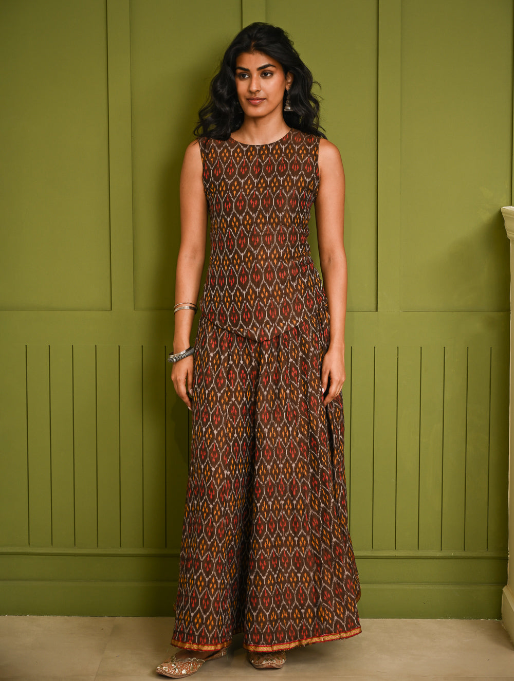 Ethnic Summers. Handwoven Ikat Flared Skirt Set - Brown Aztec (Set of 2)
