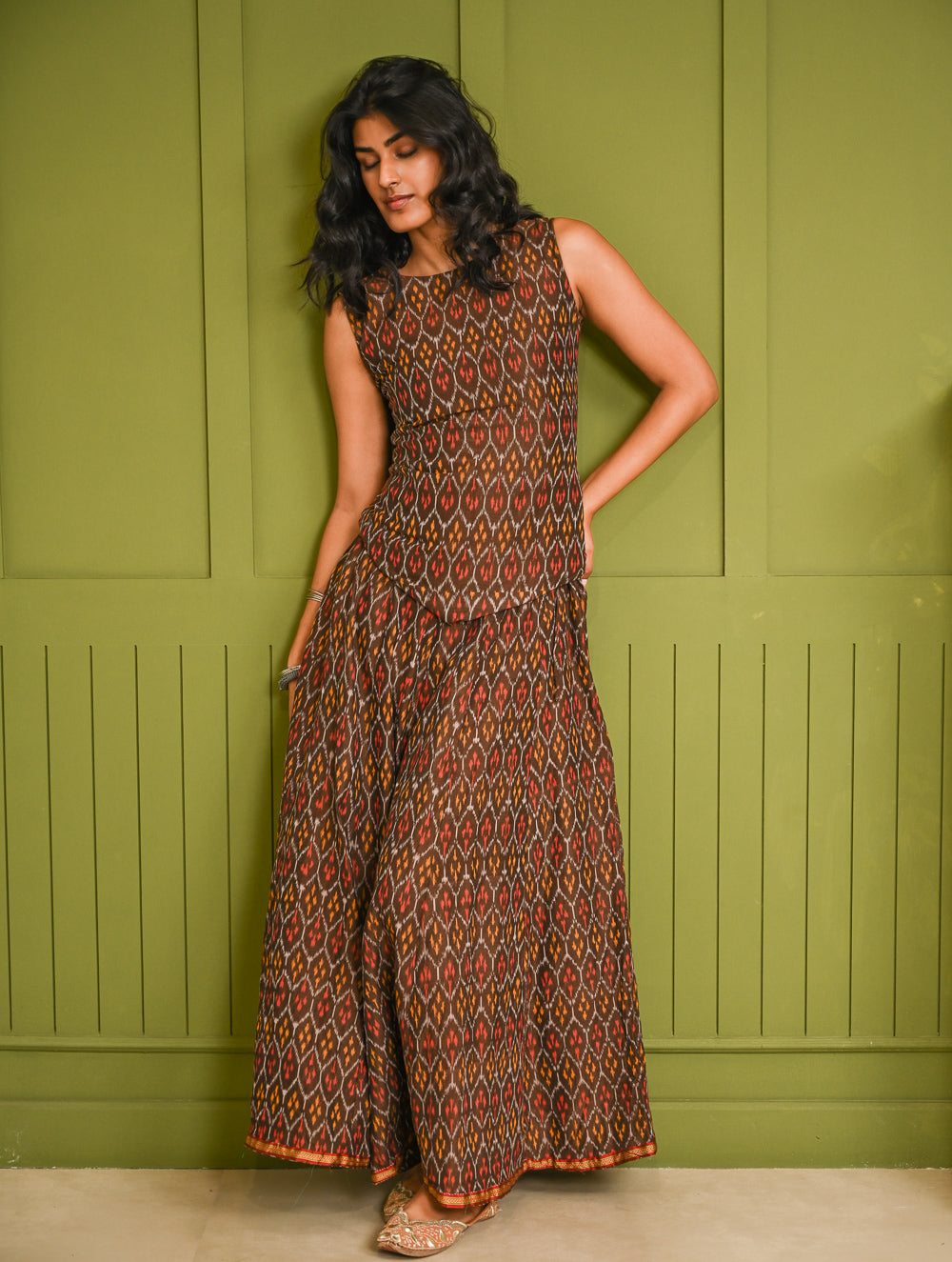 Ethnic Summers. Handwoven Ikat Flared Skirt Set - Brown Aztec (Set of 2)
