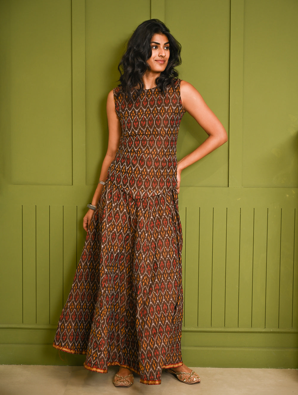 Ethnic Summers. Handwoven Ikat Flared Skirt Set - Brown Aztec (Set of 2)