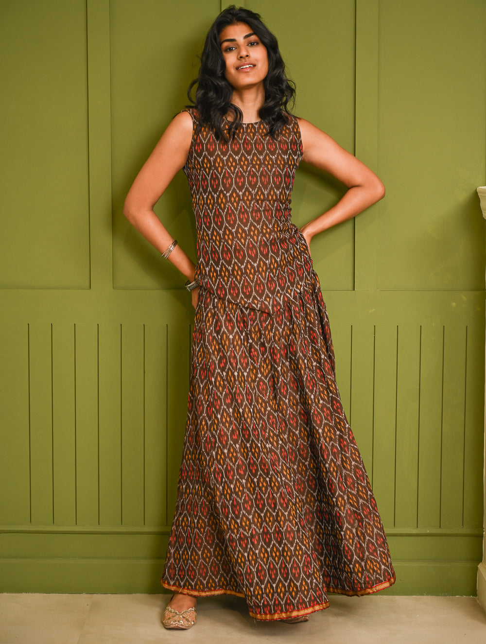 Ethnic Summers. Handwoven Ikat Flared Skirt Set - Brown Aztec (Set of 2)