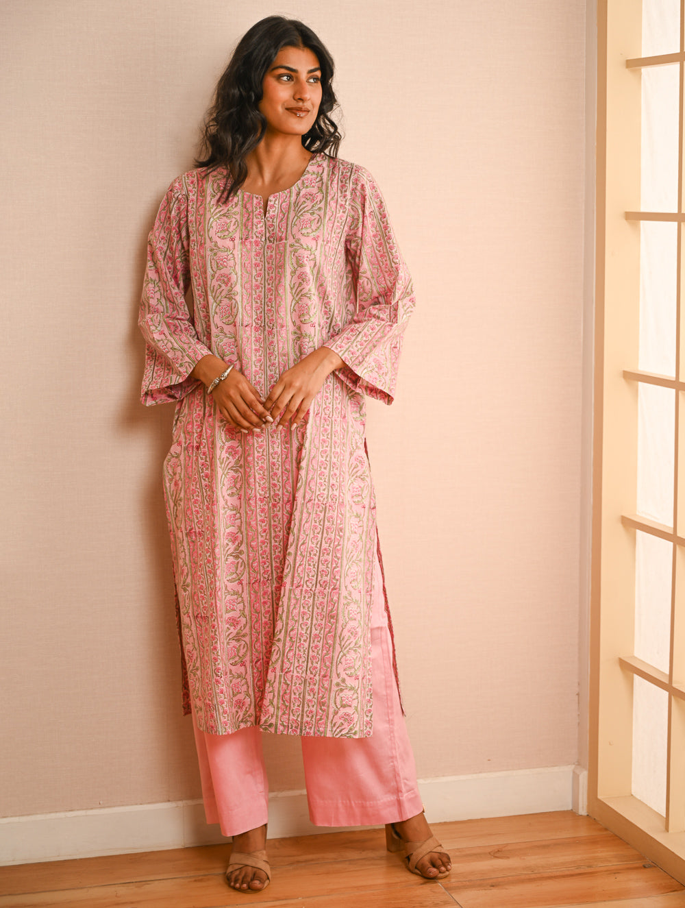 Work Chic. Sanganer Block Printed Loose Fit Cotton Kurta Set - Floral Panels (Set of 2)