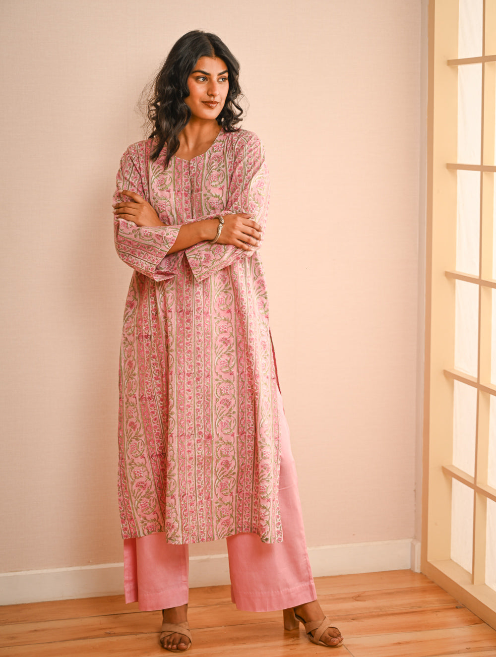 Work Chic. Sanganer Block Printed Loose Fit Cotton Kurta Set - Floral Panels (Set of 2)