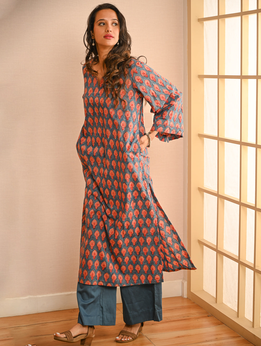 Work Chic. Sanganer Block Printed Loose Fit Cotton Kurta Set - Teal Motifs (Set of 2)