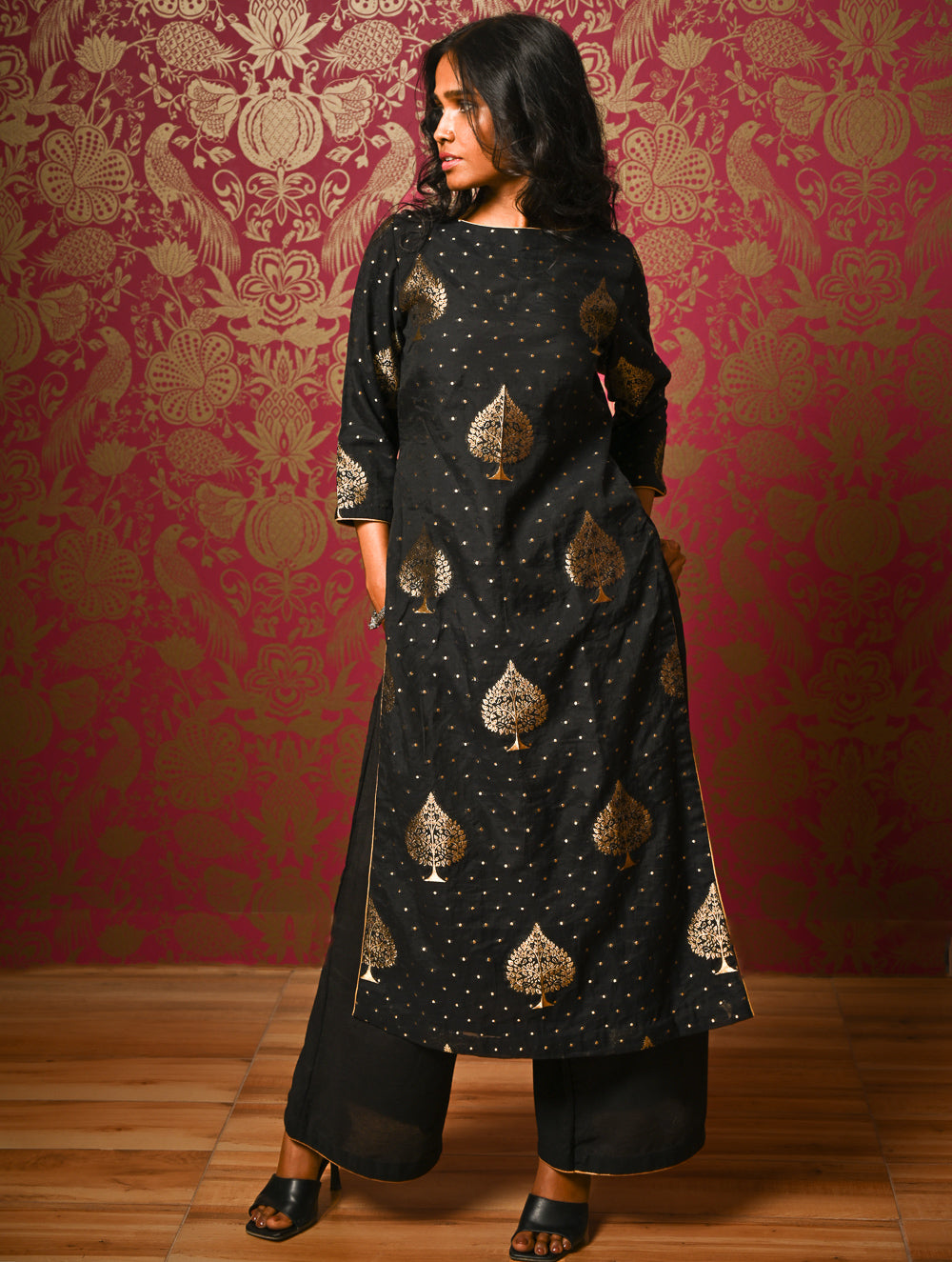 Regal Elegance. Benarasi Chanderi Straight Kurta Set - Black & Gold, (2 pc set) 