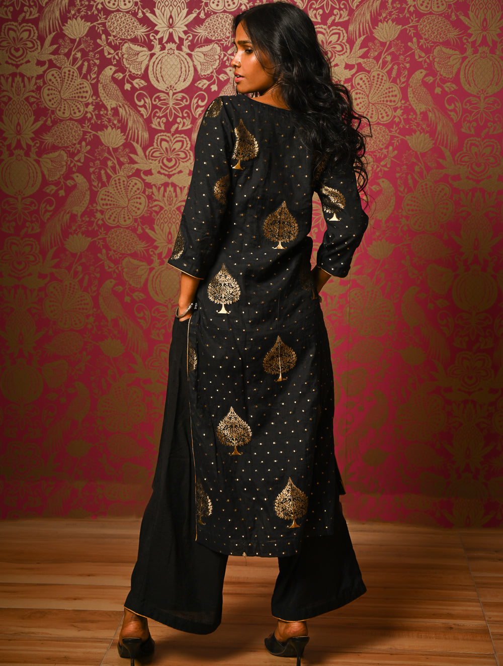 Regal Elegance. Benarasi Chanderi Straight Kurta Set - Black & Gold, (2 pc set) 