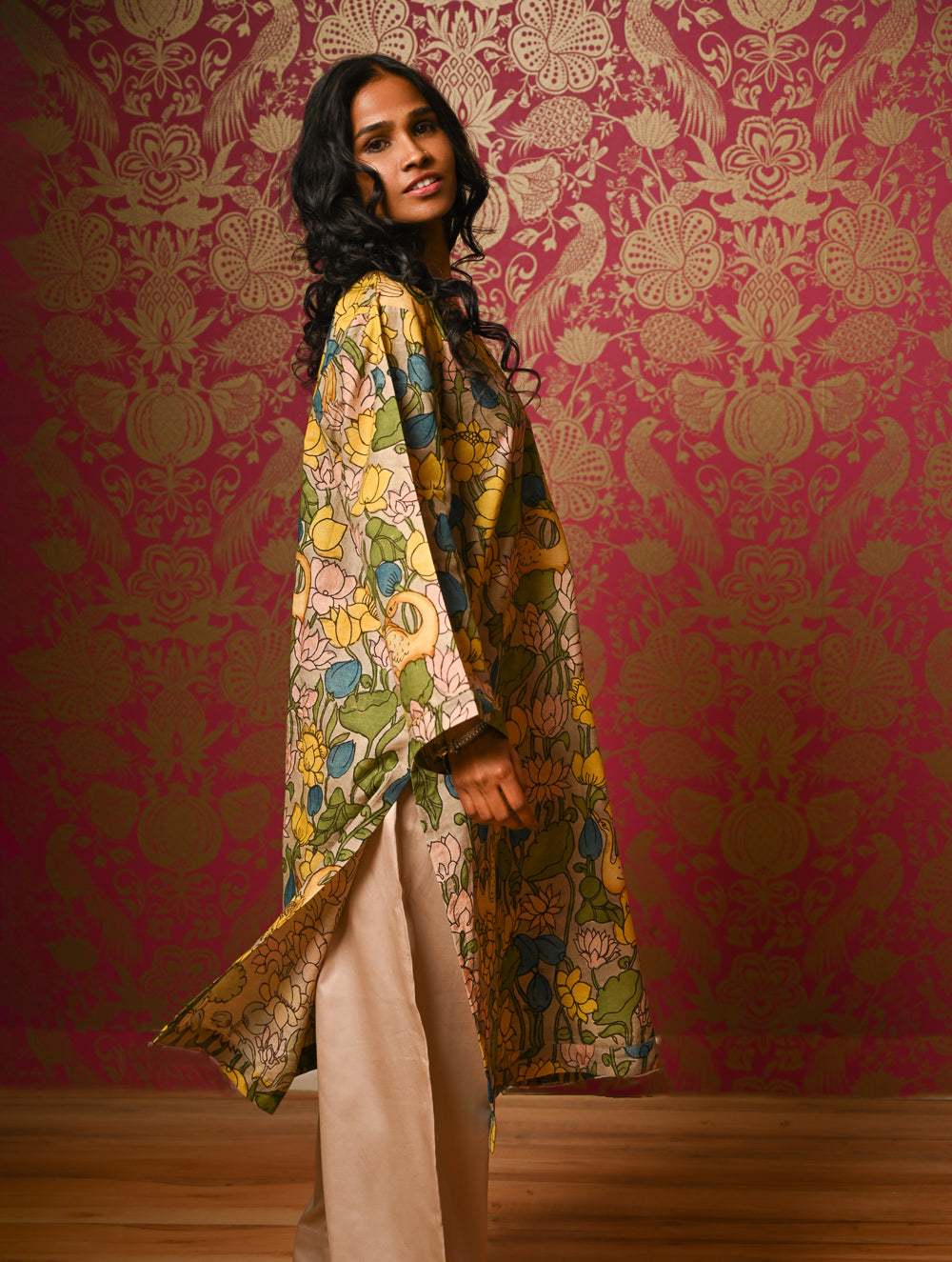 Exclusive, Authentic Kalamkari Cotton Loose Fit Kurta Set - Soft Grey Flora, (2 pc set)
