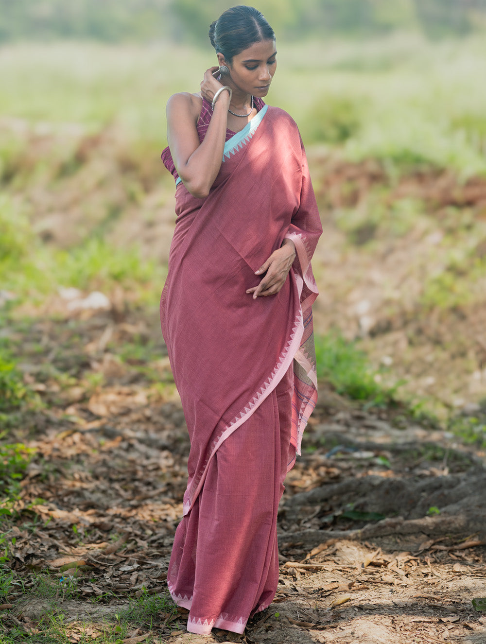 Bengal Weaves. Handwoven Soft Cotton Saree - Dusty Mocha
