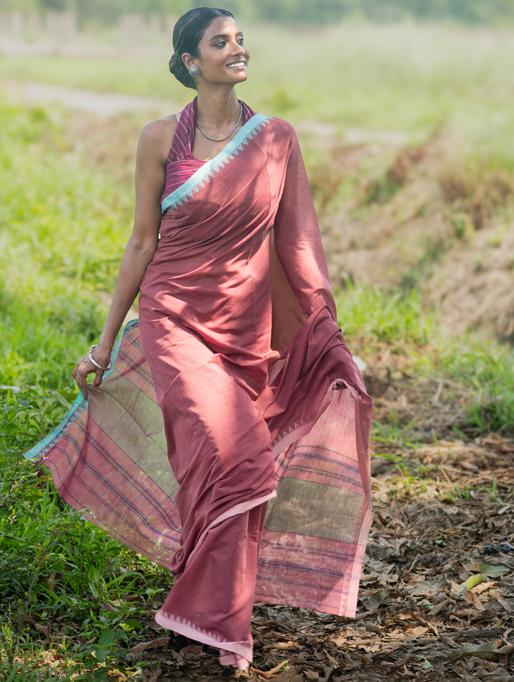 Bengal Weaves. Handwoven Soft Cotton Saree - Dusty Mocha
