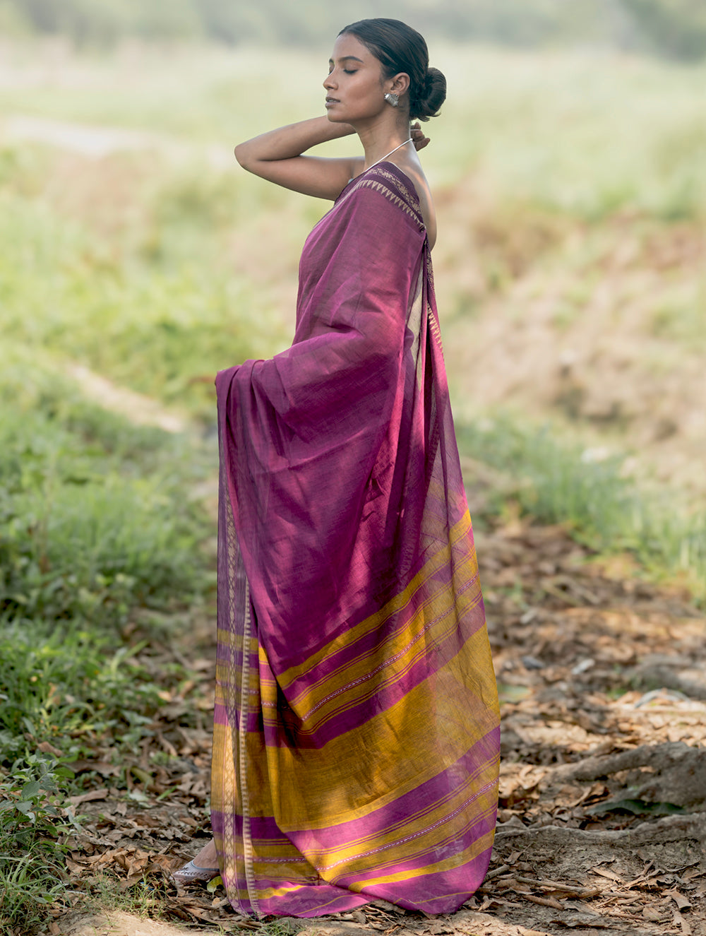 Bengal Weaves. Handwoven Soft Cotton Saree - Mulberry Borders
