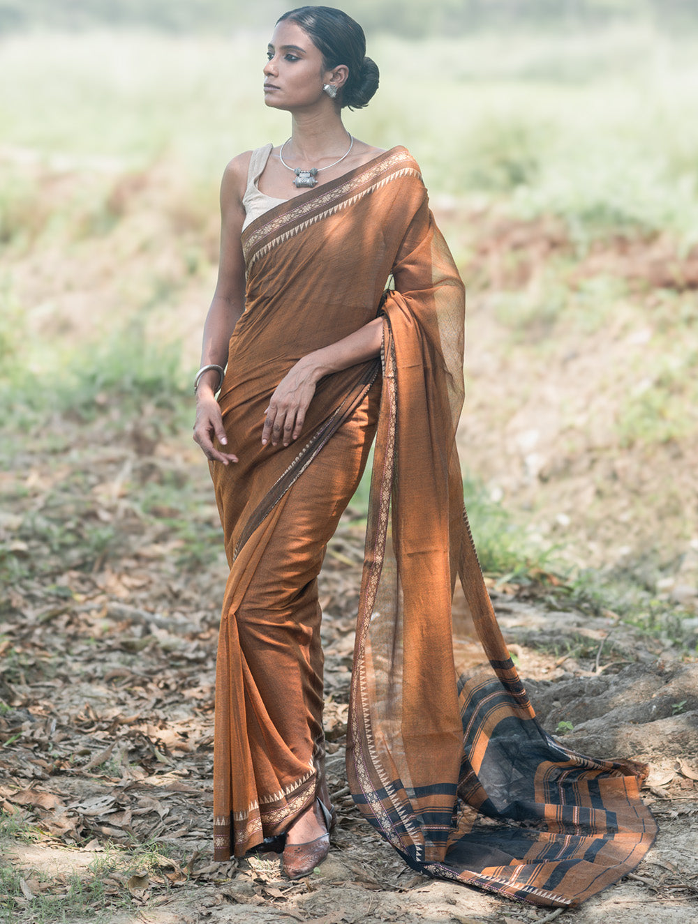 Bengal Weaves. Handwoven Soft Cotton Saree - Copper Dusk