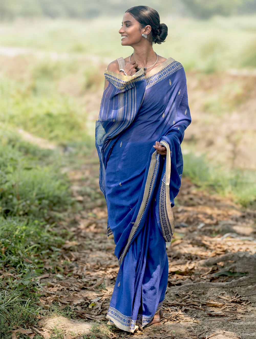 Bengal Weaves. Handwoven Soft Cotton Saree - Sapphire Meadow