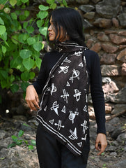 Light & Elegant. Handcrafted Silk Batik Stole  - Glyph Bundle