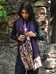 Light & Elegant. Handcrafted Silk Batik Stole - Espresso Vines