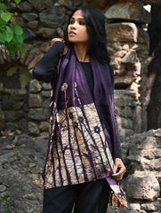 Light & Elegant. Handcrafted Silk Batik Stole - Espresso Vines