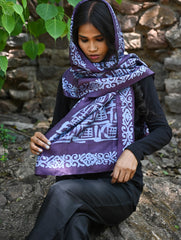 Light & Elegant. Handcrafted Silk Batik Stole - Royal Aubergine