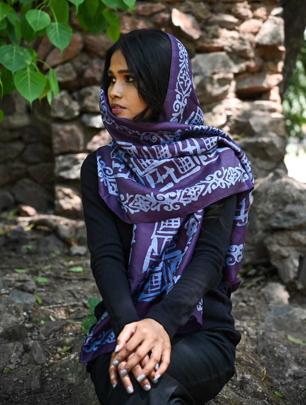 Light & Elegant. Handcrafted Silk Batik Stole - Royal Aubergine