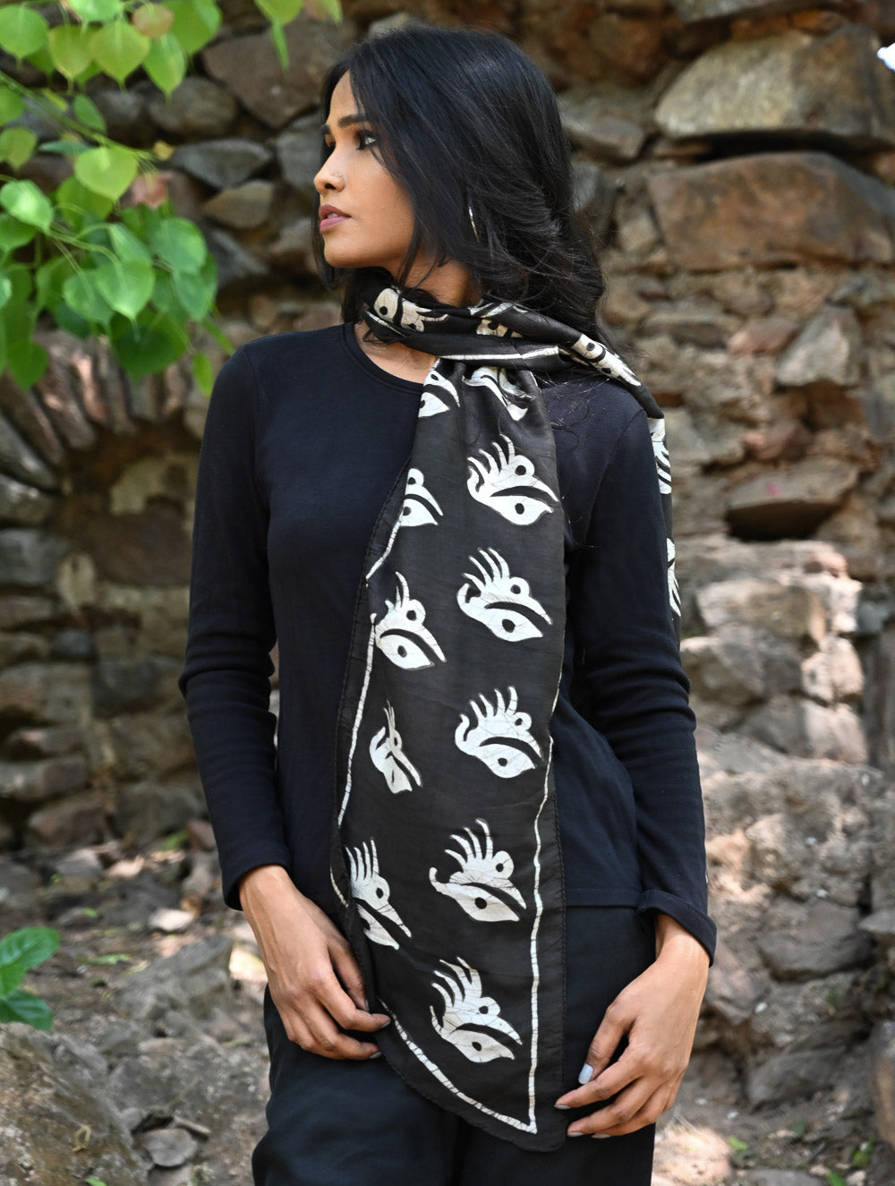 Light & Soft. Handcrafted Silk Batik Scarf - Ivory Abstract