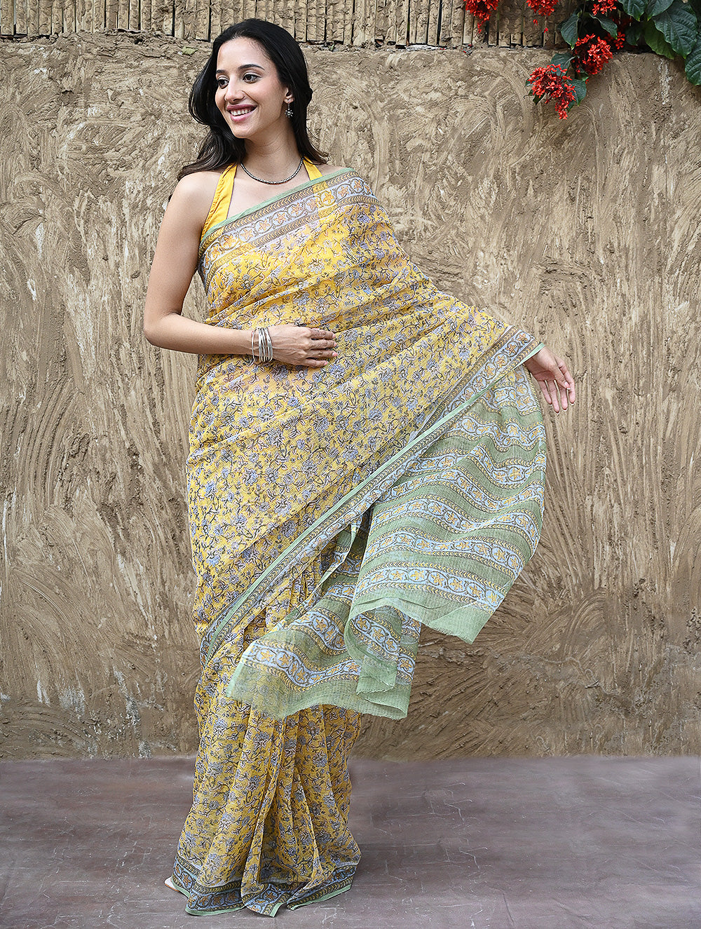 Sanganer Summers : Hand Block Printed Mul Cotton Saree - Peet Pushpjaal