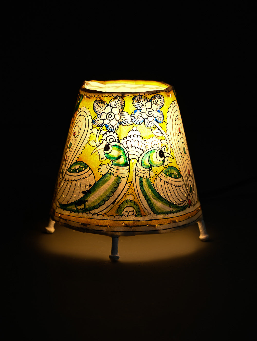 Andhra Leather Craft Lamp Shade - Mayurangana - Height 5 inches 