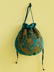 Shahi Nazakat. Zardozi & Resham Embroidered Evening Potli Bag - Gulzar