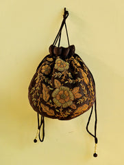 Shahi Nazakat. Zardozi & Resham Embroidered Evening Potli Bag - Mahira