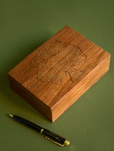 Load image into Gallery viewer, Tarakashi Wooden Inlay Decorative Box - Tree of Spades