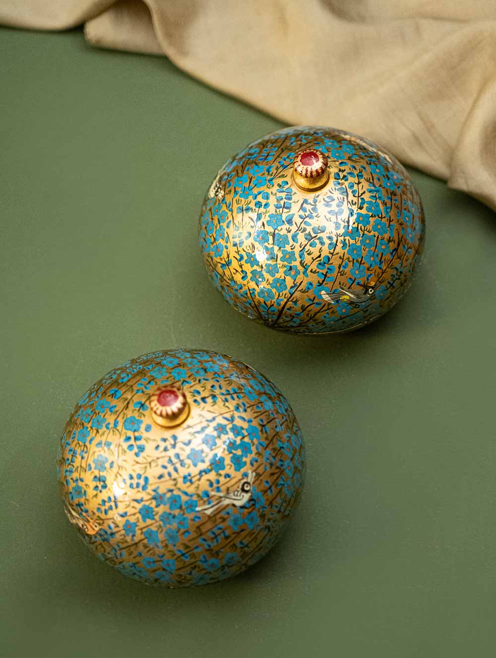 The Shahi Collection. Exclusive, Fine Kashmiri Art Decorative Dome Boxes - Paisleys (Set of 2)