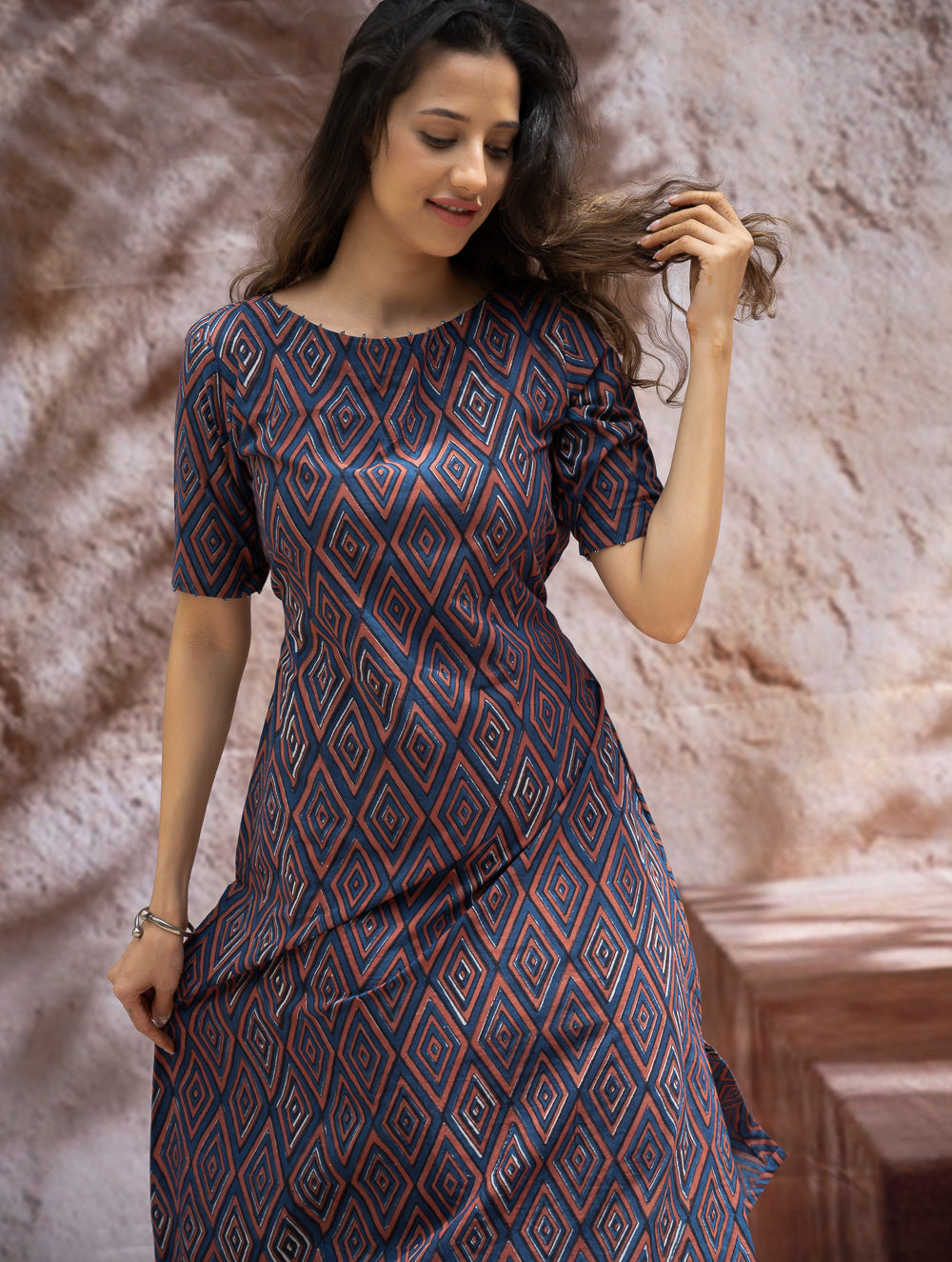Load image into Gallery viewer, The Work Edit. Bagru HandBlock Printed Dress - Rhombus Trail