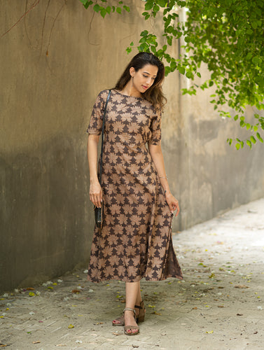 The Work Edit. Bagru Hand Block Printed Cotton Dress - Brown Lotus
