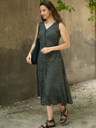 The Work Edit. Bagru Hand Block Printed Cotton Dress - Floral Black