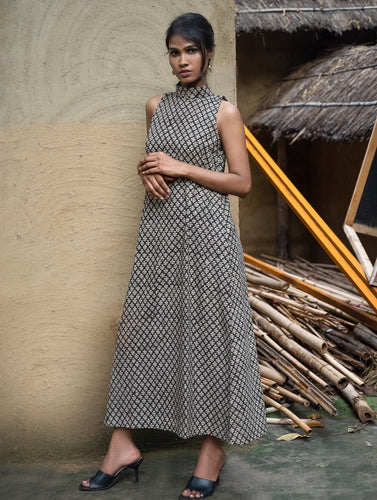 The Work Edit. Bagru Hand Block Printed Cotton Dress - Sleek Black Flora